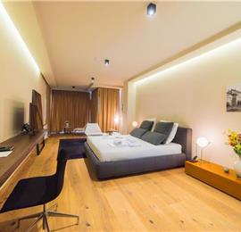 Luxury 7 Bedroom Dubrovnik Beachfront Villa with Infinity Pool, Sleeps 14